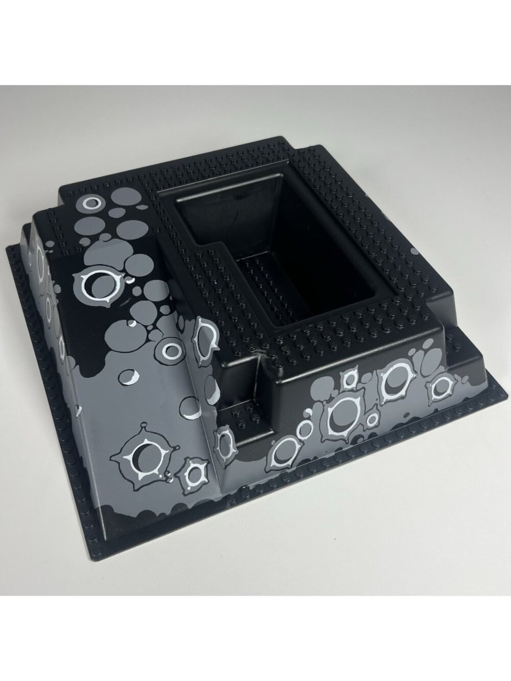 LEGO 2552 Raised Baseplate 10"x10" (32x32 stud) Black Gray Moon Ramp Pit